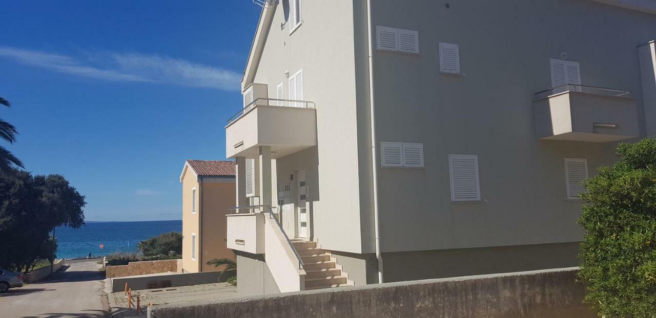 Apartments Biba Новалья Экстерьер фото
